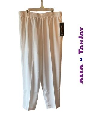 Alia White Pull-On Petite Women’s Pants